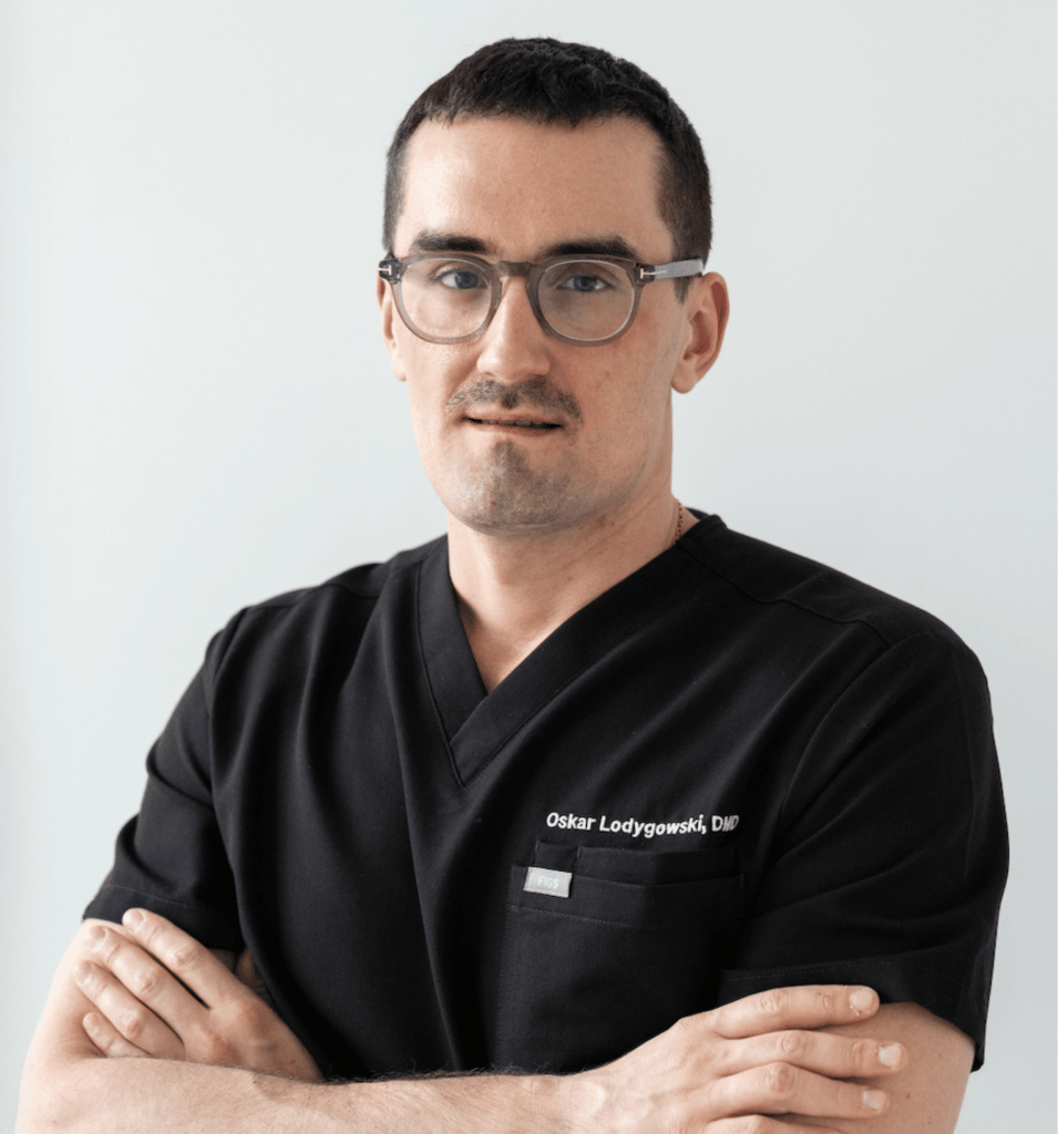 lek. Oskar ŁODYGOWSKI 